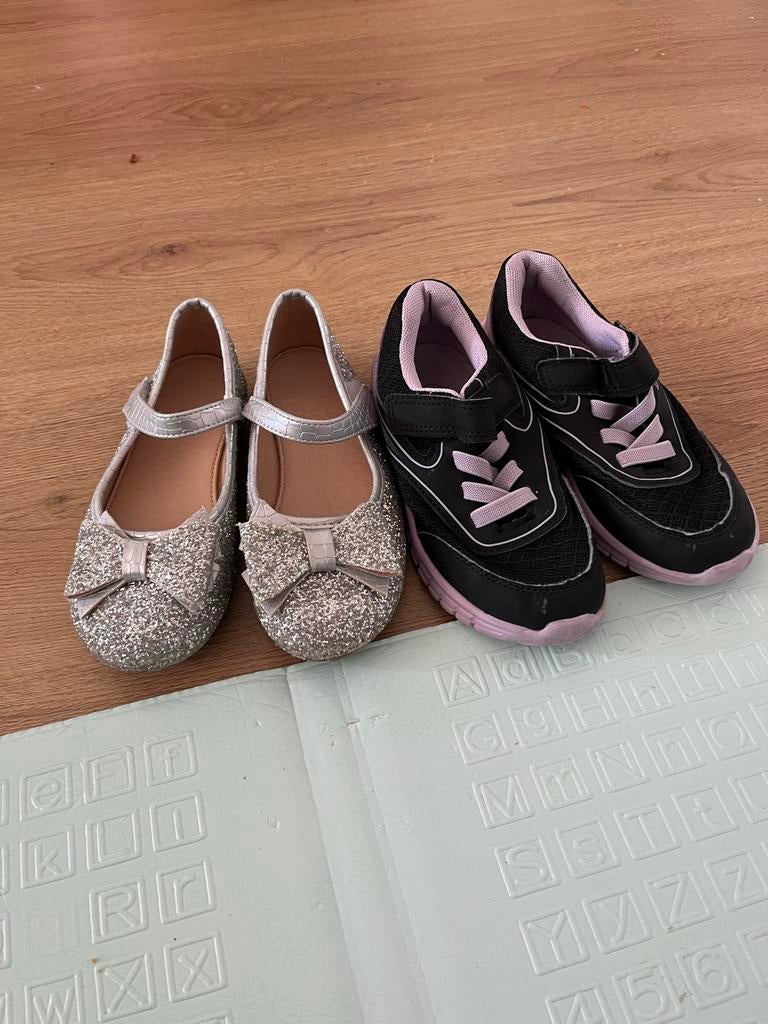 Schoentjes maat 30: Glitter ballerina's en sportschoenen, Ophalen of Verzenden, Gebruikt, Meisje, Schoenen