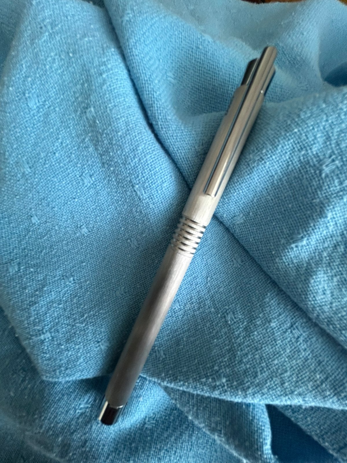 Lamy Logo Roller Geborsteld Staal ZGAN, Ophalen of Verzenden, Zo goed als nieuw, Overige merken