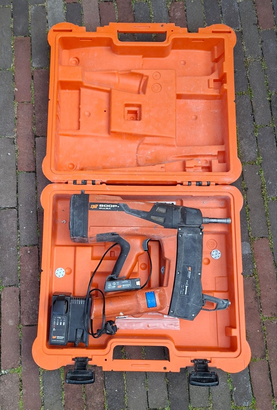 SPIT 800 p schiethamer met Accu en Lader in Koffer, Ophalen of Verzenden, Gebruikt