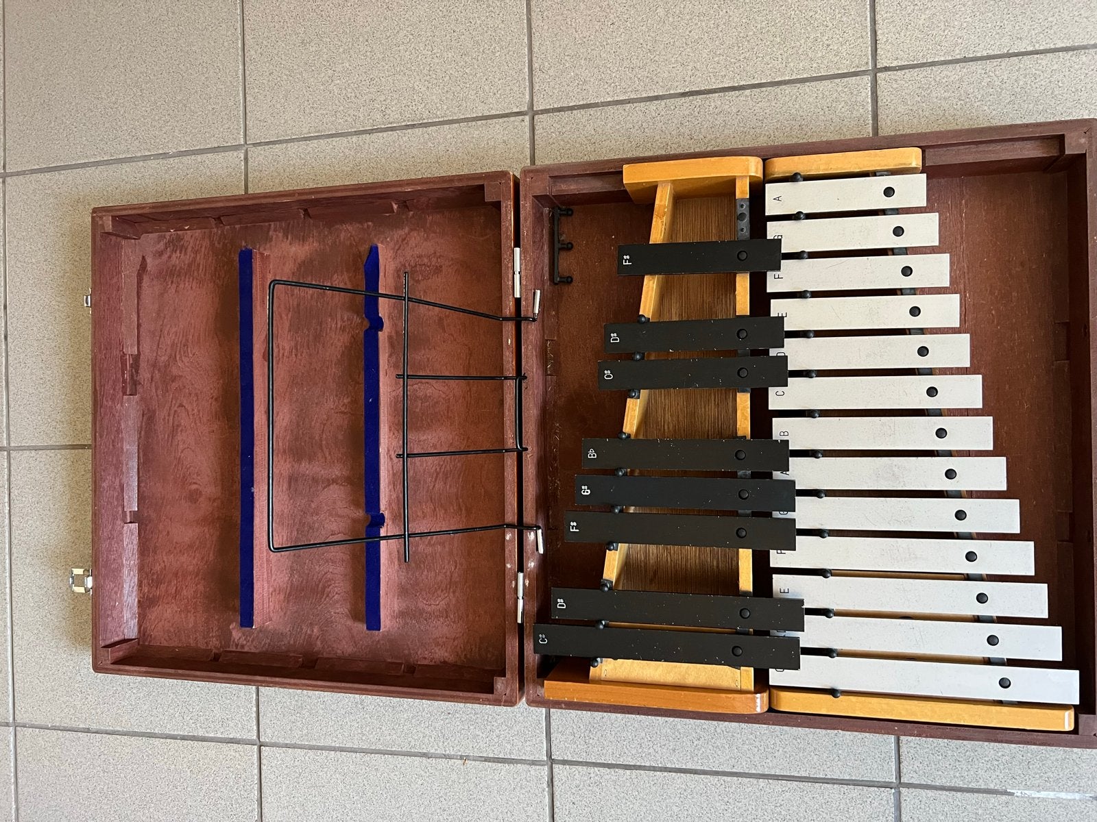 Mooi klokkenspel in koffer - ideaal voor beginners, Ophalen, Gebruikt, Melodische percussie