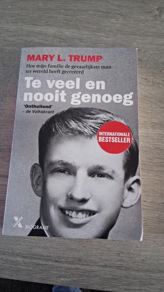 Te Veel en Nooit Genoeg - Mary L. Trump, Ophalen of Verzenden, Zo goed als nieuw, Mary L. Trump, Politiek