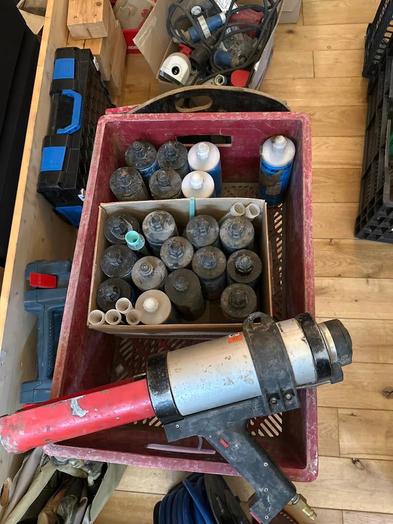 Pneumatische kitspuit voor chemische ankers + 15 patronen, Doe-het-zelf en Verbouw, Gereedschap | Handgereedschap, Ophalen of Verzenden