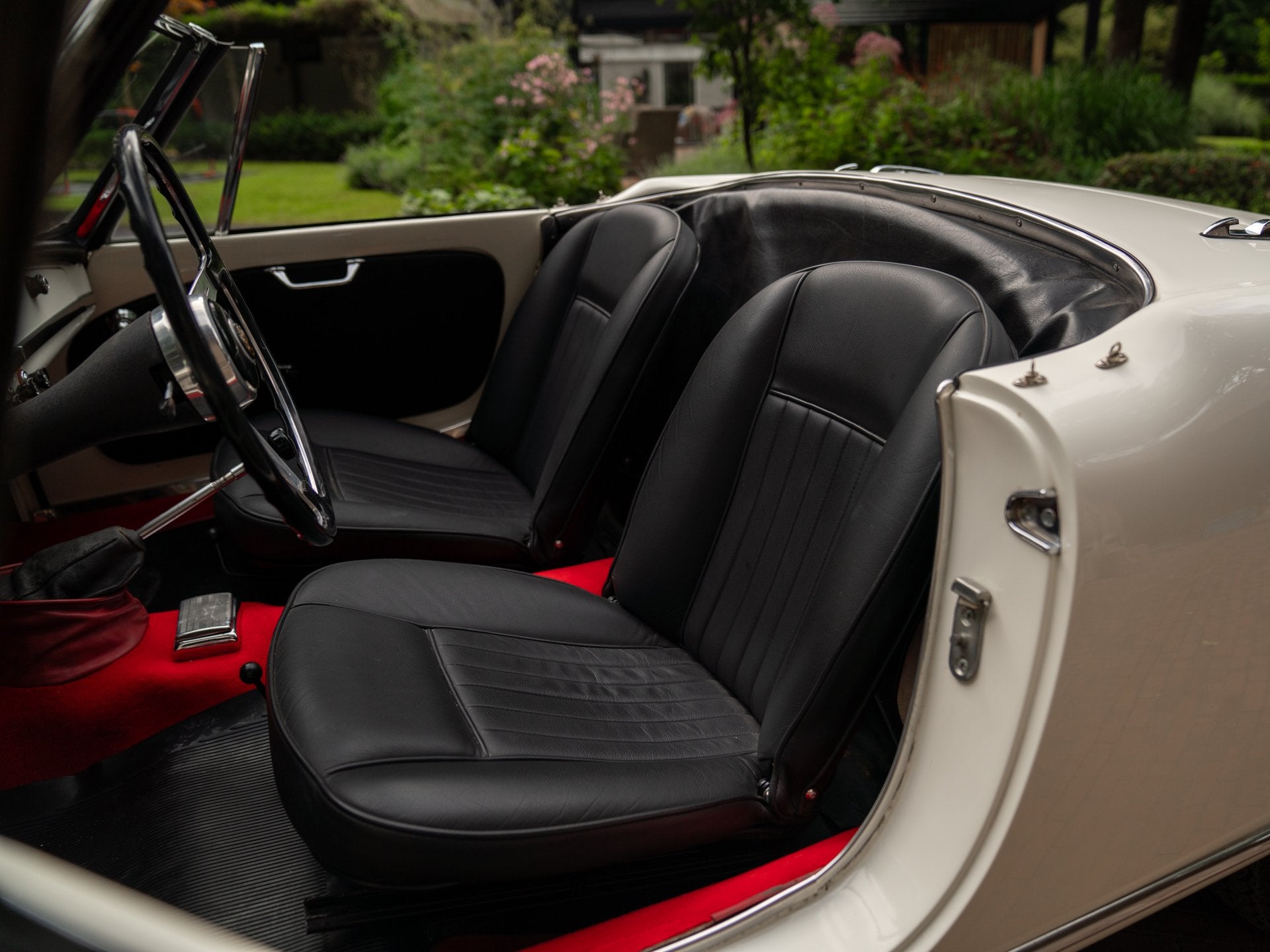 Alfa Romeo Giulia 1600 Spider | Origineel Nederlands, foto 8