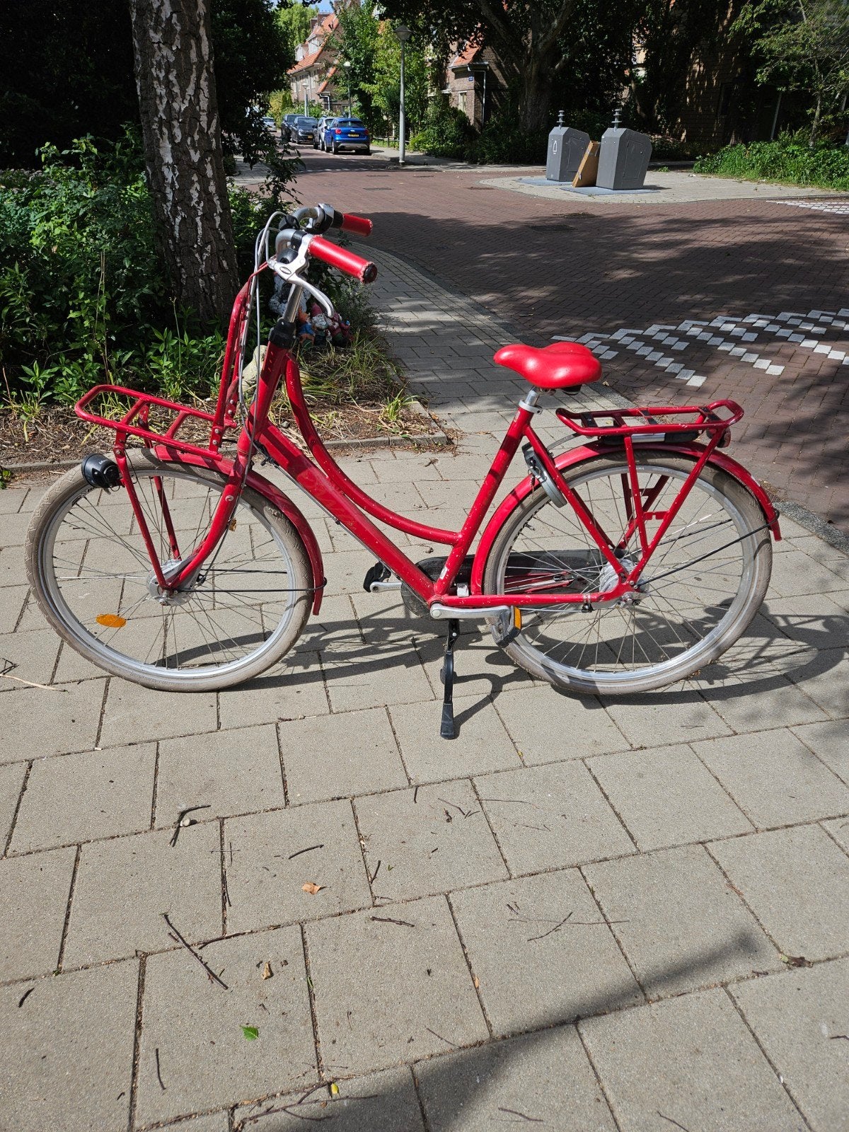 Rode Batavus damesfiets met voordrager en terugtraprem, Terugtraprem, Ophalen, Overige merken, 53 tot 56 cm