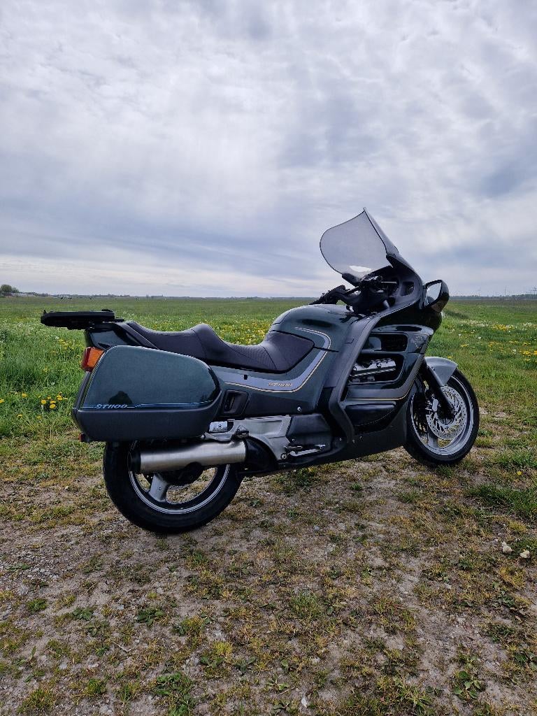 Honda st 1100 in prijs verlaagd vaste prijs, 4 cilinders, Motorrijbewijs A, Gebruikt, Particulier
