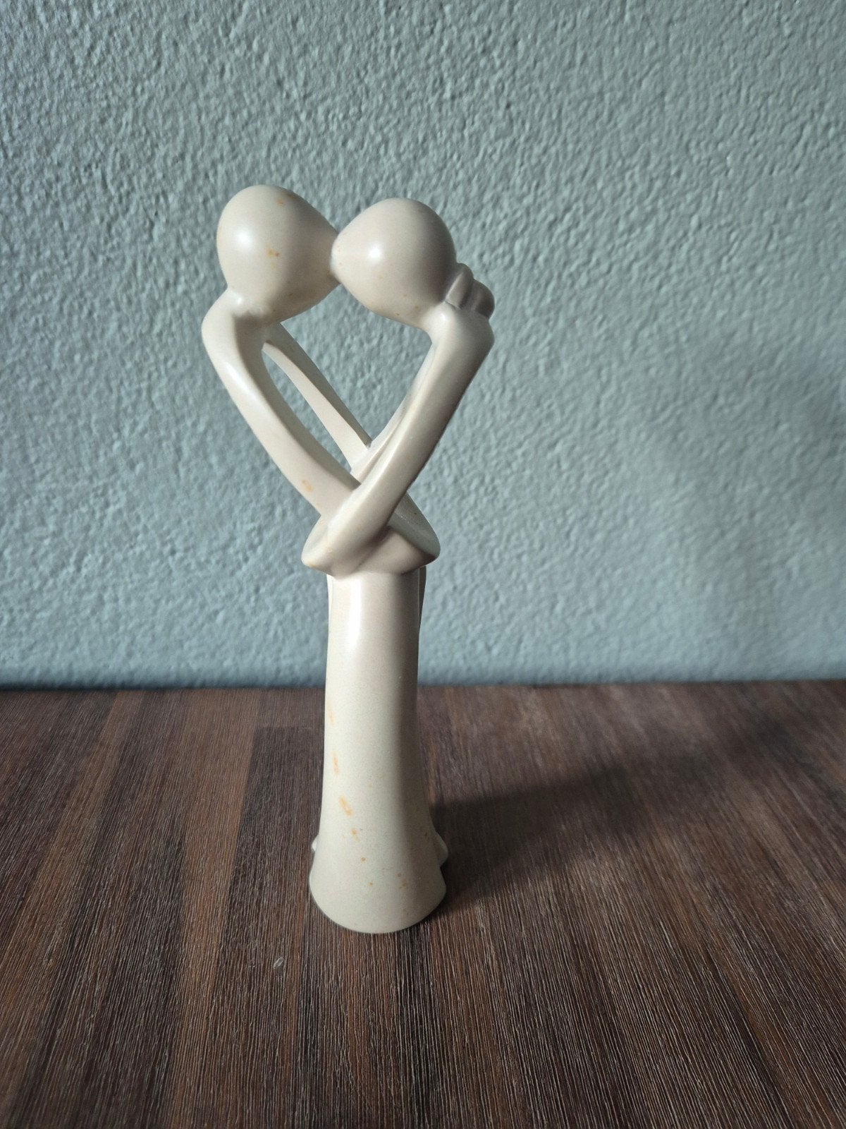 Kussend paar sculptuur speksteen beeldje, Verzamelen, Beelden en Beeldjes, Ophalen of Verzenden, Zo goed als nieuw, Mens