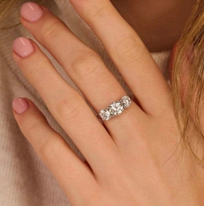 Nieuwe 14K gouden trilogie ring met 2.05ct diamant- 17,25mm, Nieuw, Ophalen of Verzenden, 17 tot 18, Met edelsteen