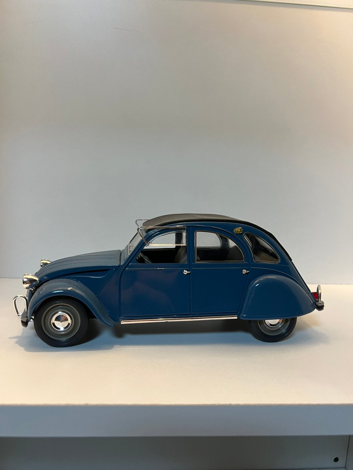Citroën 2 CV Modelauto, Ophalen of Verzenden, Zo goed als nieuw, Auto, Solido