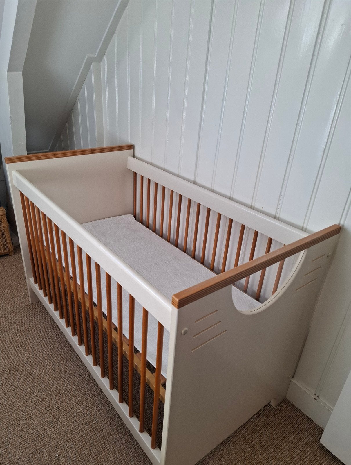 Baby ledikant 'Marian', Hoogwaardige kwaliteit met matras, Zo goed als nieuw, Minder dan 140 cm, Minder dan 70 cm, Ophalen