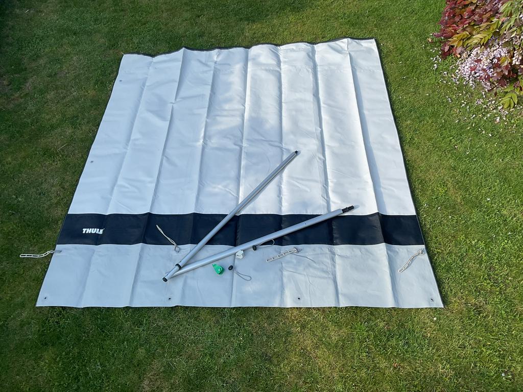Thule rainblocker en viewblocker, uitval 2.50 maat M, Caravans en Kamperen, Ophalen, Zo goed als nieuw