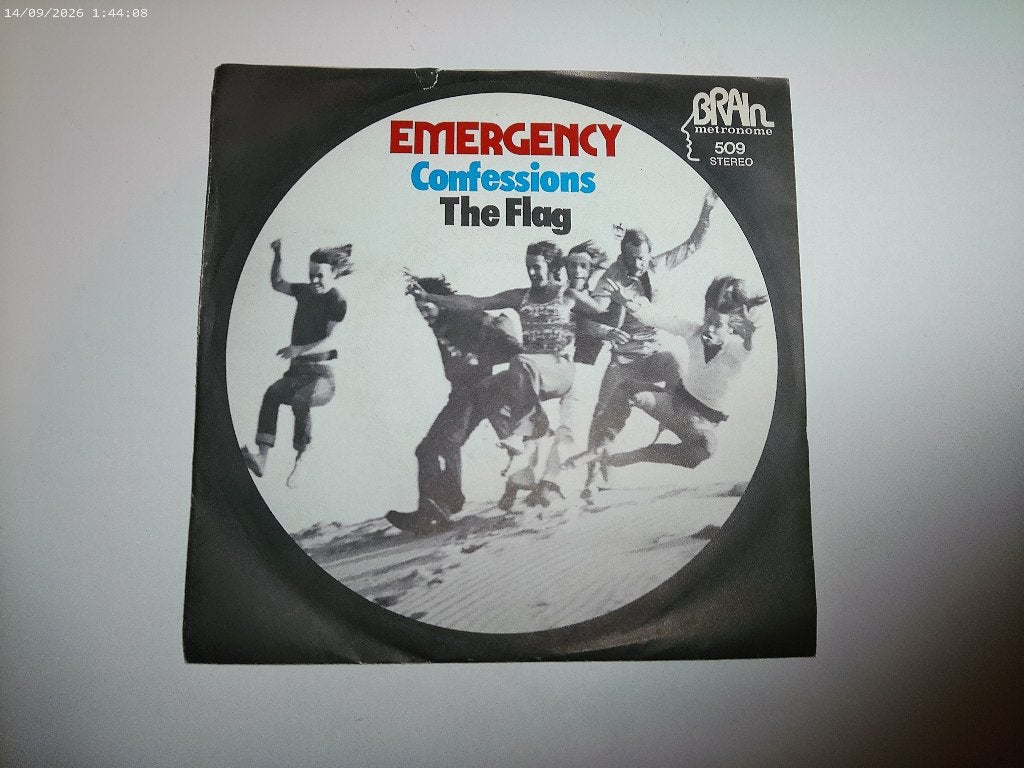 Emergency - Confessions / The Flag, Gebruikt, Fotohoes, 7 inch, Ophalen of Verzenden