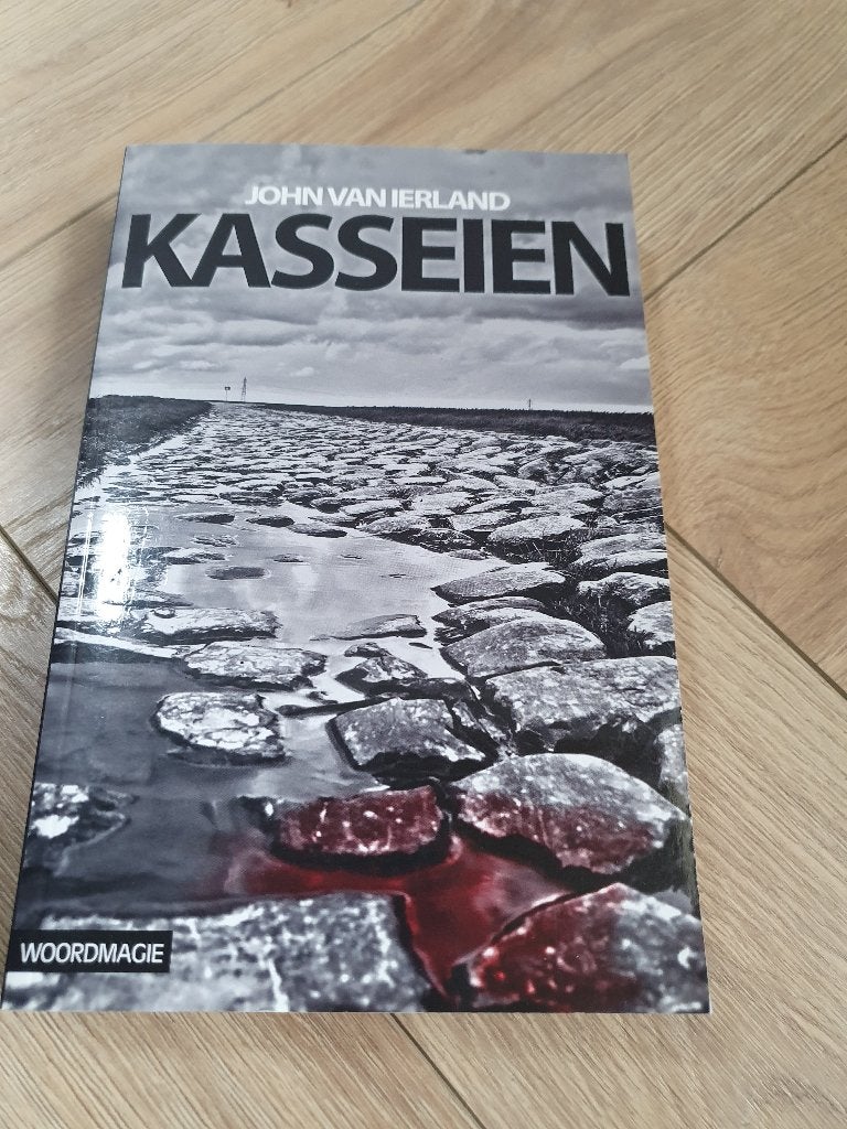 Kasseien | John van Ierland | roman | wielrennen | boek, Boeken, John van Ierland, Nieuw, Ophalen of Verzenden, Nederland