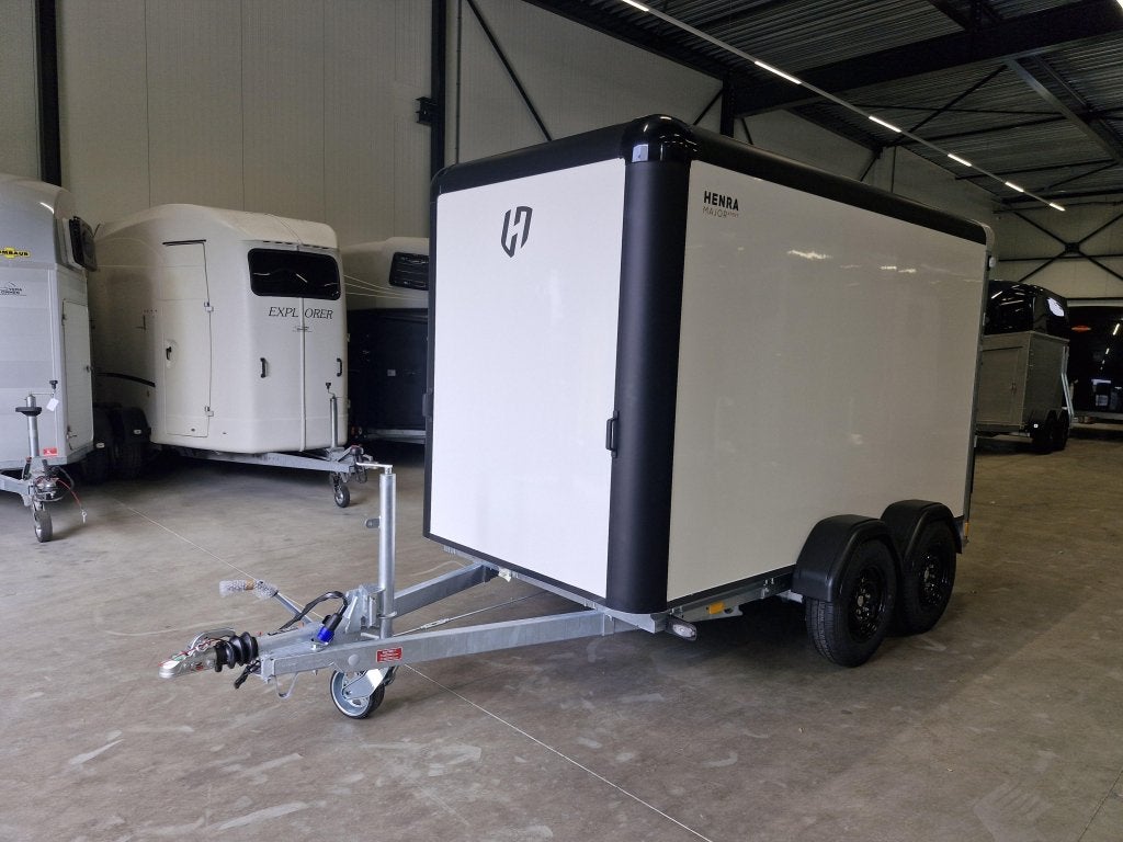 Op voorraad Henra gesloten wagen met achterklep Vema BV, Auto diversen, Nieuw