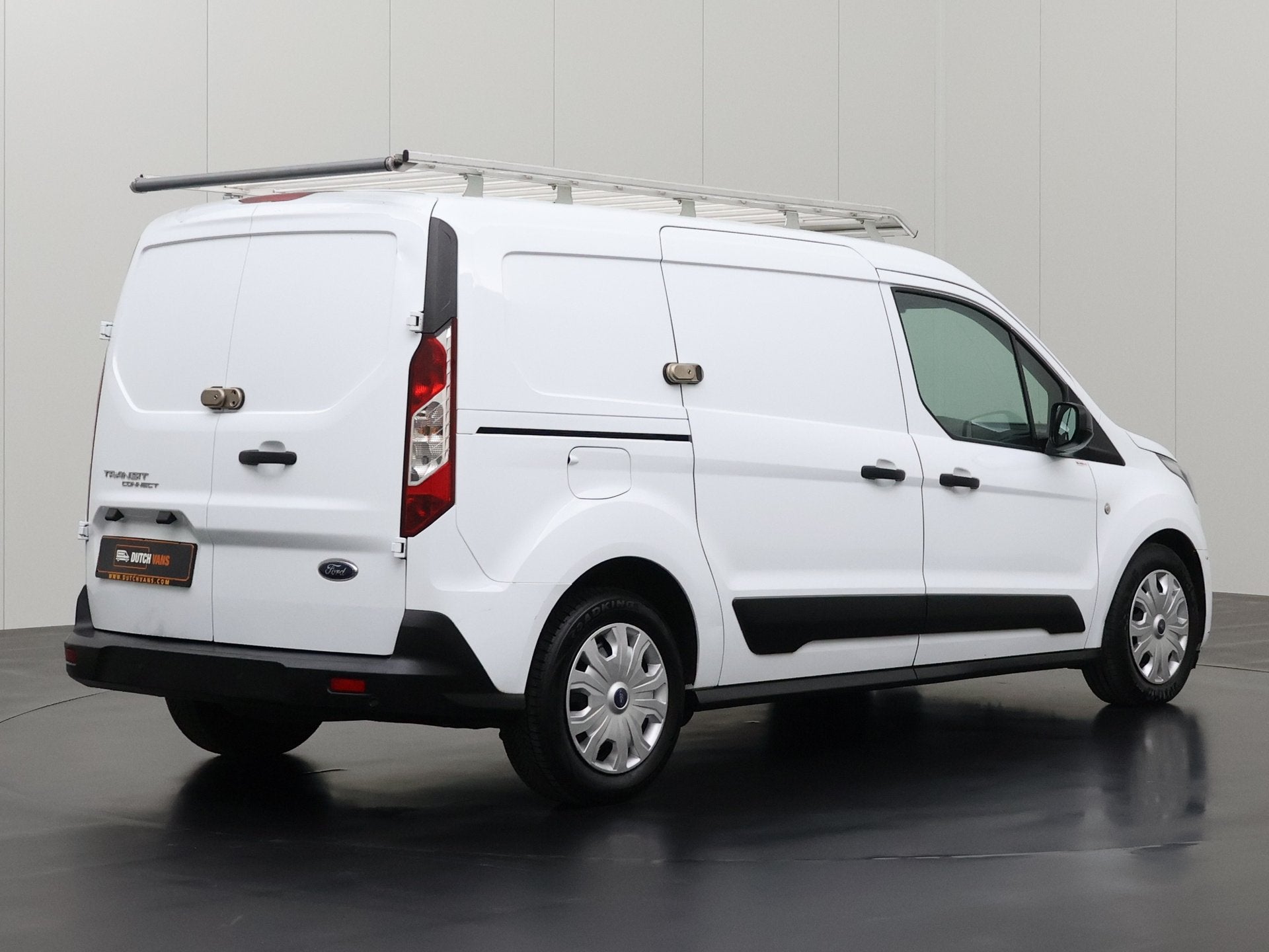 Ford Transit Connect 1.5TDCi 120PK Lang 3-Zits Business | Im, Voorwielaandrijving, Stof, Gebruikt, 4 cilinders