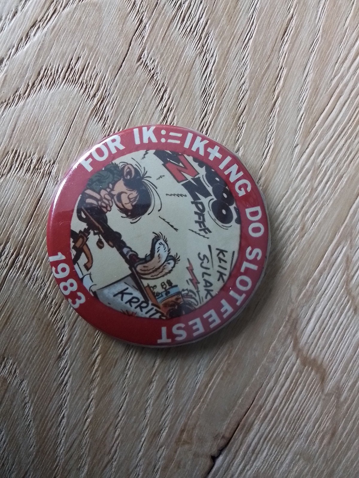 Guus flater button 1983, Ophalen of Verzenden