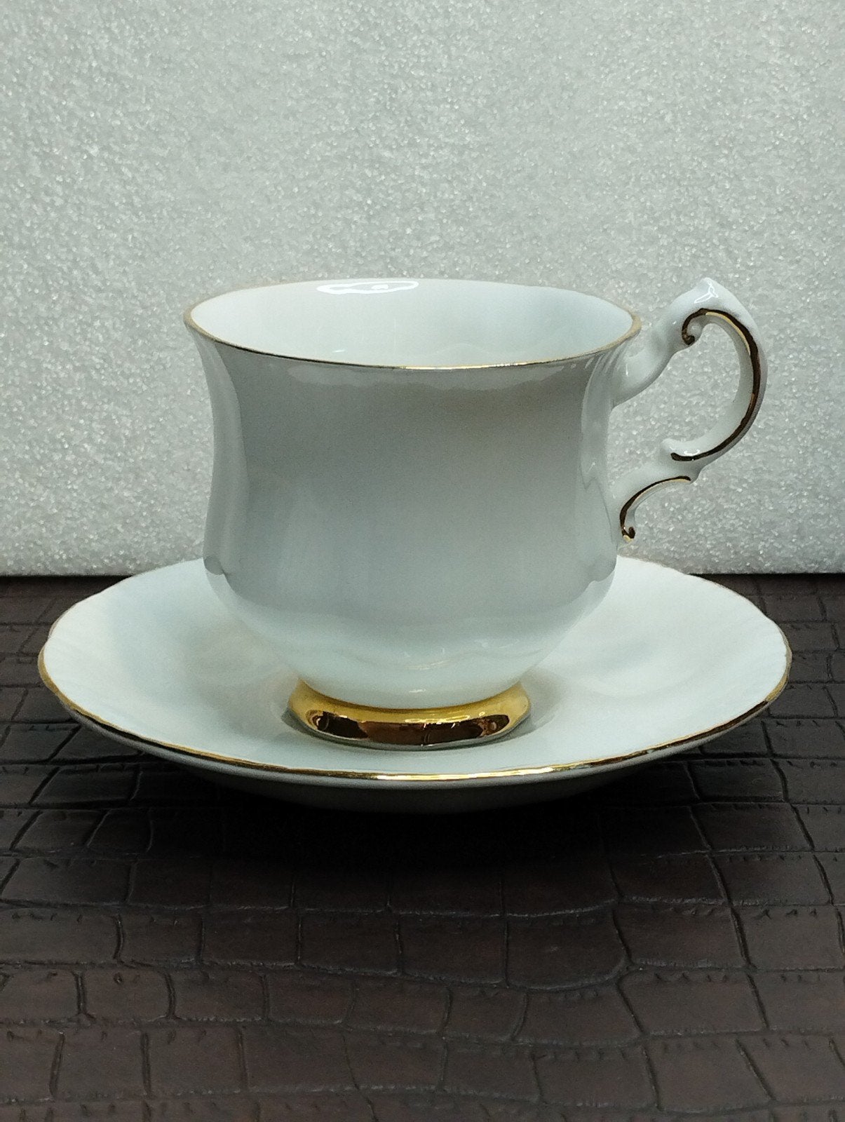 Prachtig vintage koffiepaar, Ophalen of Verzenden, Zo goed als nieuw, Porselein, Kop en/of schotel