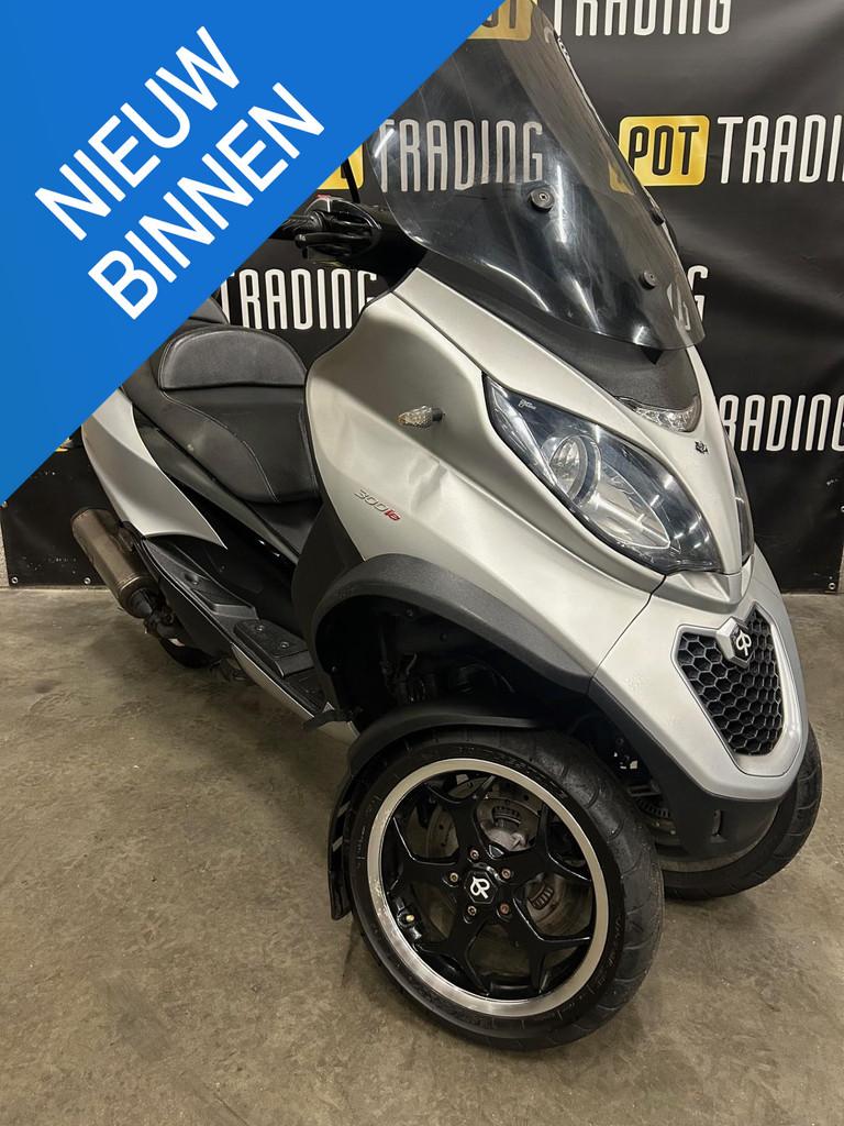 Piaggio MP3 300 LT ABS ASR 2014 Akrapovic 3mnd garantie Piag, Motoren, Motoren | Piaggio, Scooter, Bedrijf, Piaggio Vespa B.V.