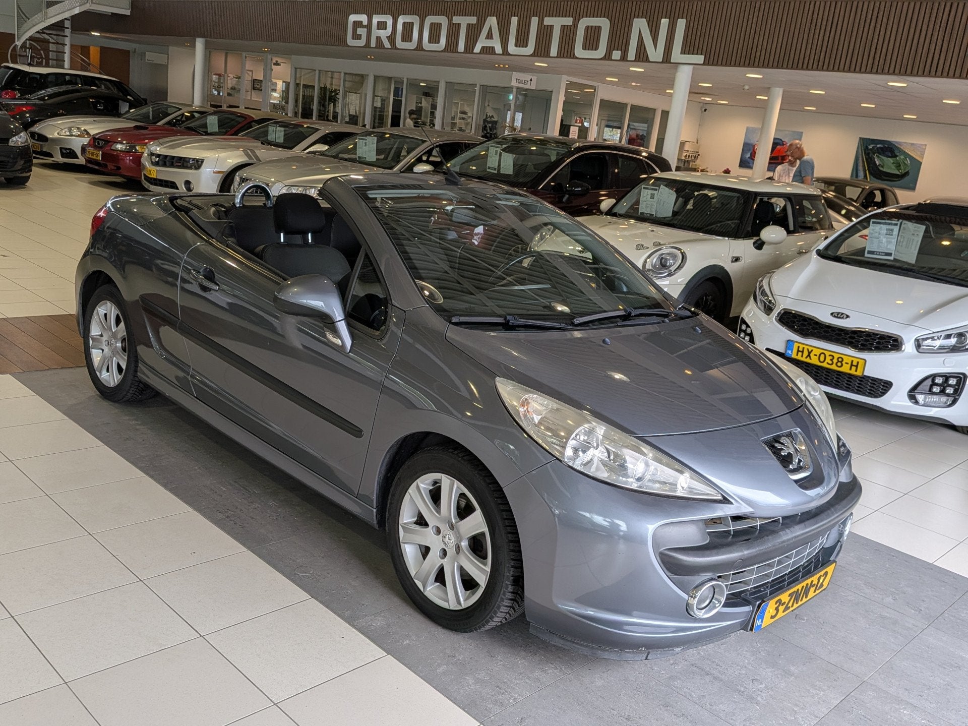 Peugeot 207 CC 1.6 VTi OPKNAPPER Airco, Stuurbekrachtiging, Stof, Gebruikt, 4 cilinders, Cabriolet