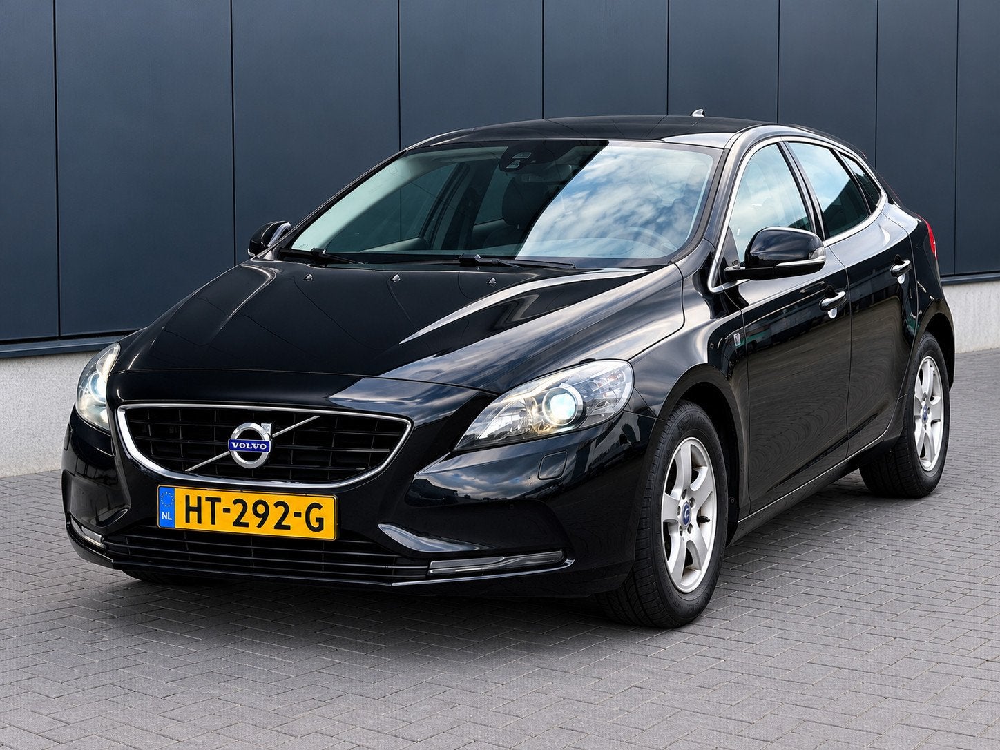 Volvo V40 2.0 D2 Ocean Race Business Panoramadak, Auto's, Voorwielaandrijving, Gebruikt, 4 cilinders, 1969 cc