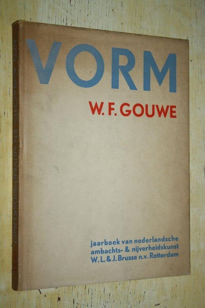 Vorm Gouwe Jaarboek Nederlandsche ambacht nijverheidskunst, Ophalen of Verzenden, Gelezen