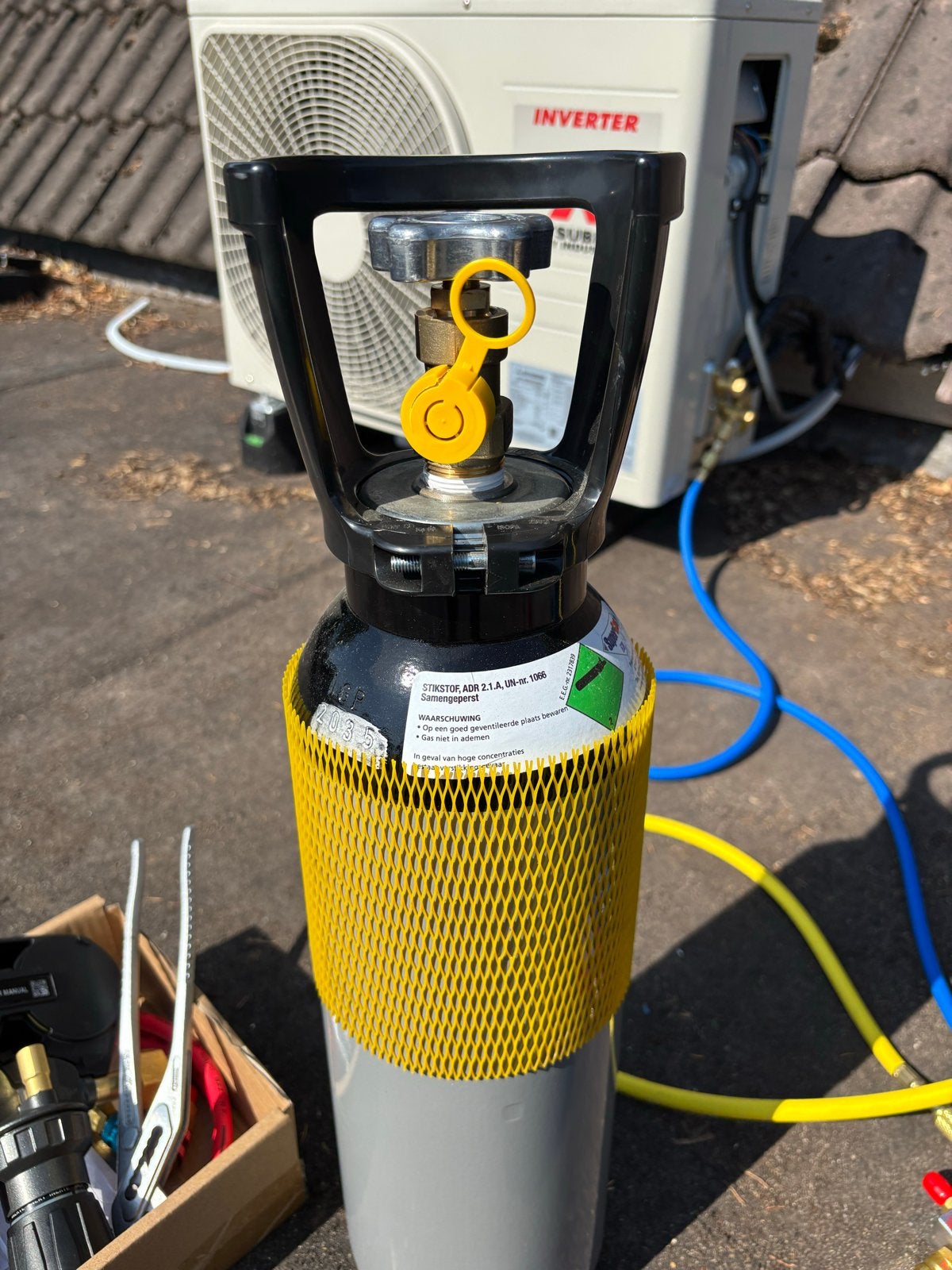 TE HUUR Aircoservice Set: Afpersen & Vacumeren, Ophalen, Gebruikt