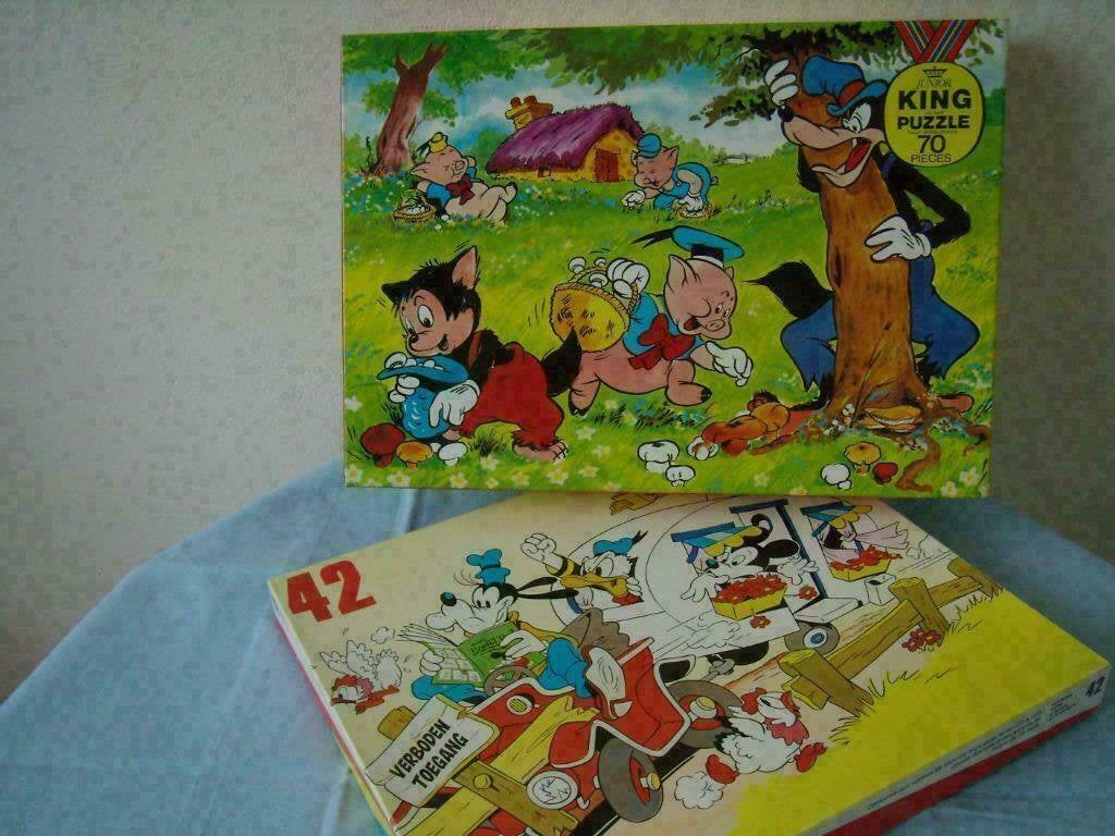 Disney puzzels (2x) Compleet, Ophalen of Verzenden, Donald Duck, Zo goed als nieuw, Beeldje of Figuurtje