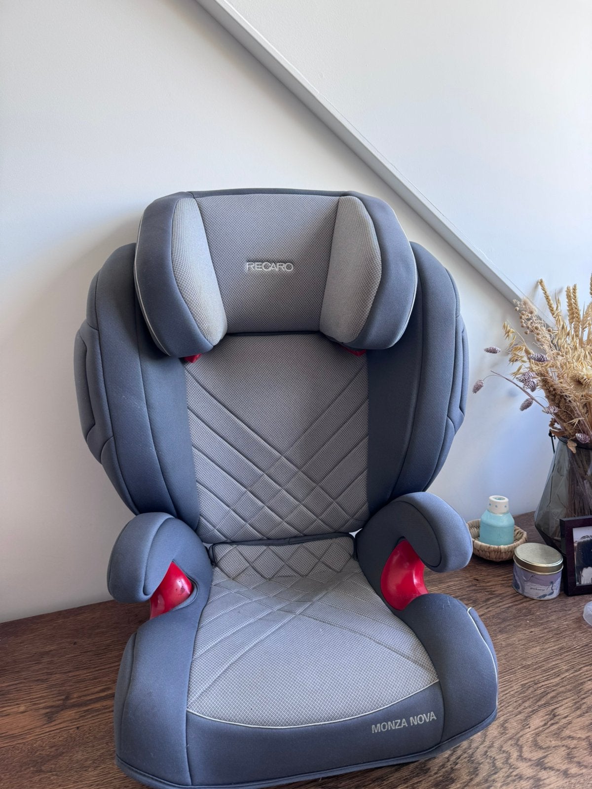 Recaro monza nova autostoel, Autogordel of Isofix, 15 t/m 36 kg, Afneembare rugleuning, Zo goed als nieuw