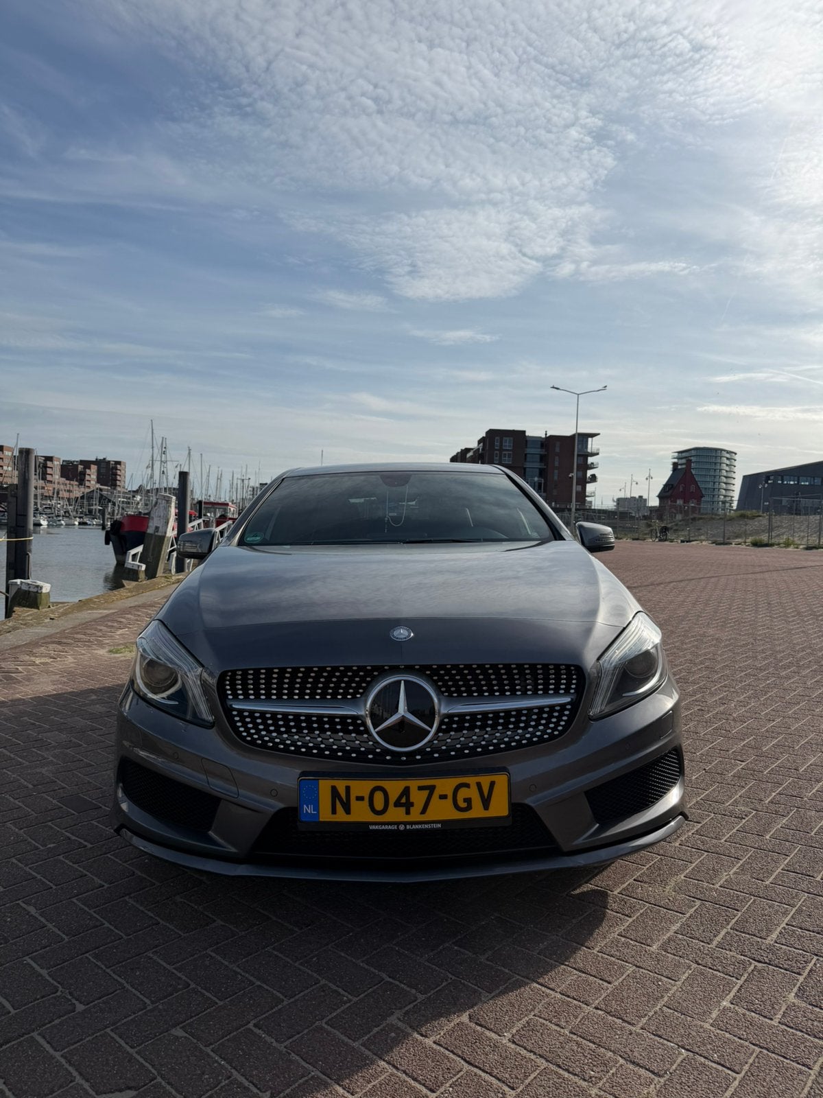 Mercedes-Benz A-Klasse A180 AMG 2015 Grijs, Auto's, Mercedes-Benz, Voorwielaandrijving, 4 cilinders, 122 pk, 1595 cc