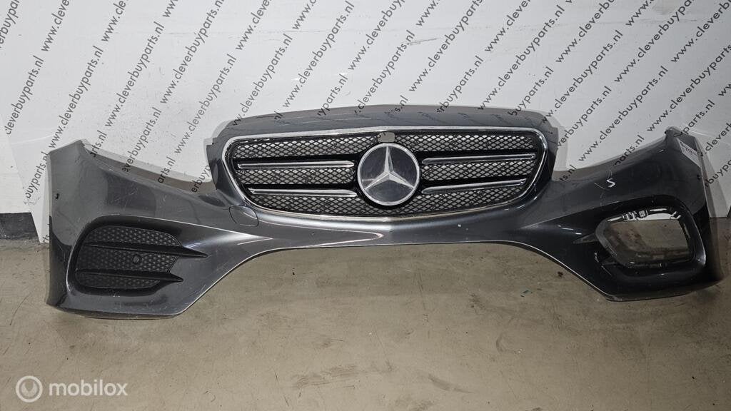 Voorbumper origineel E-klasse  A238 ('17-'23) A1238, Gebruikt, Voor, Mercedes-Benz, Ophalen of Verzenden