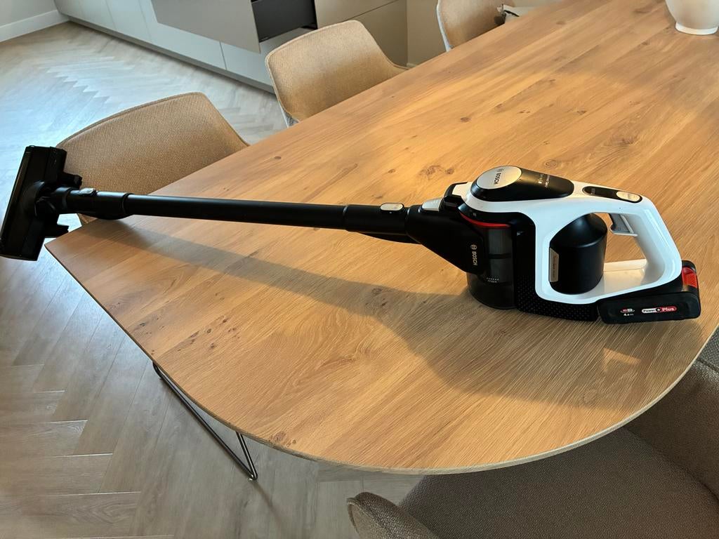 Bosch Unlimited Gen2 Serie 8 steelstofzuiger (refurbished), Witgoed en Apparatuur, Stofzuigers, Bosch, Info@bosch.nl, Stofzuiger