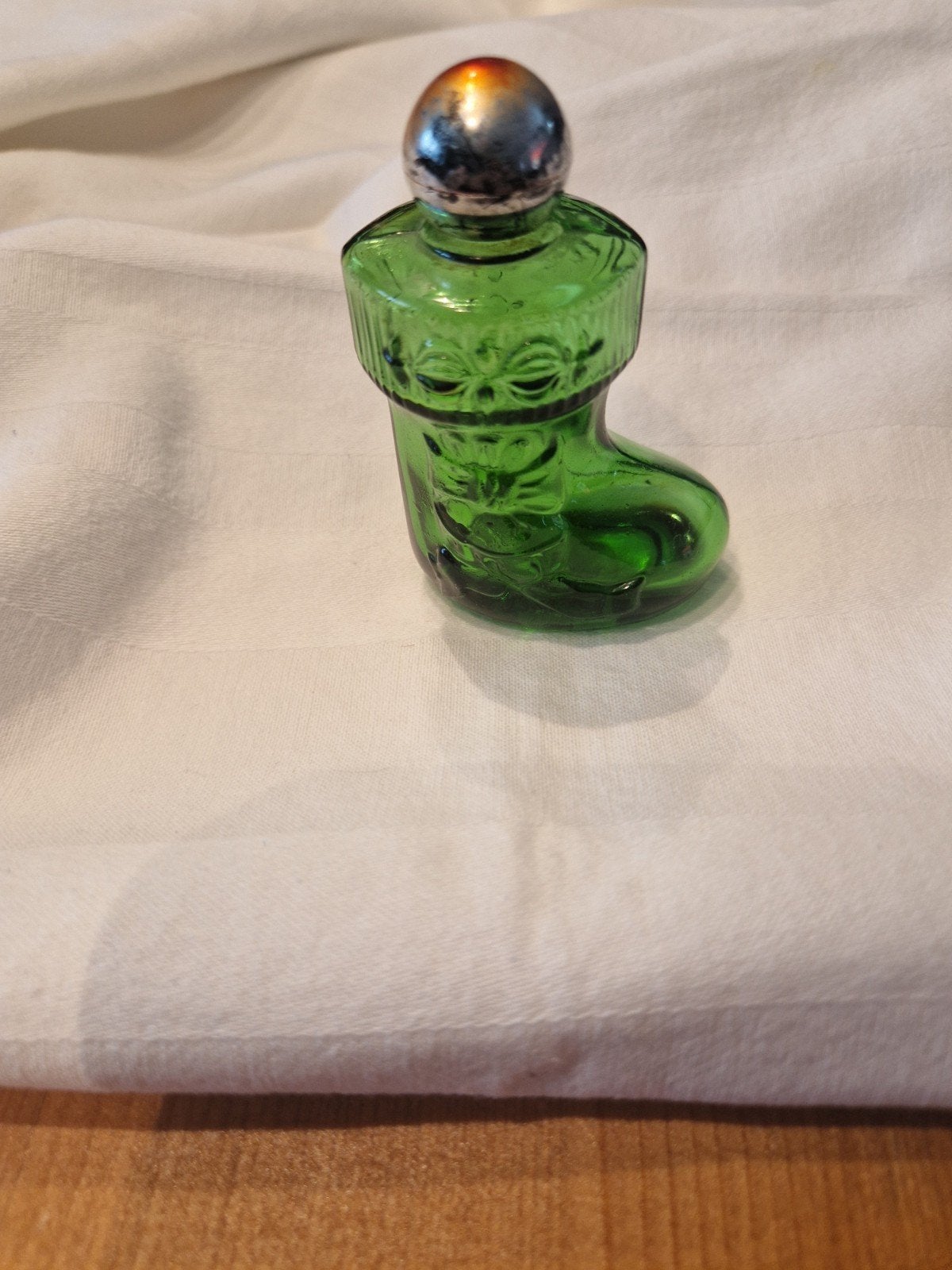 Parfumflesje Avon,  model kerstsok., Ophalen of Verzenden, Parfumfles