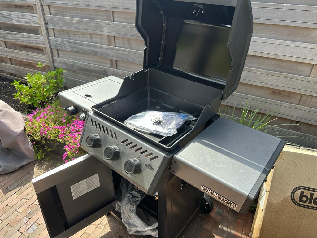Napoleon Freestyle 365 Gasbarbecue -ongebruikt wel in elkaar, Ophalen, Nieuw