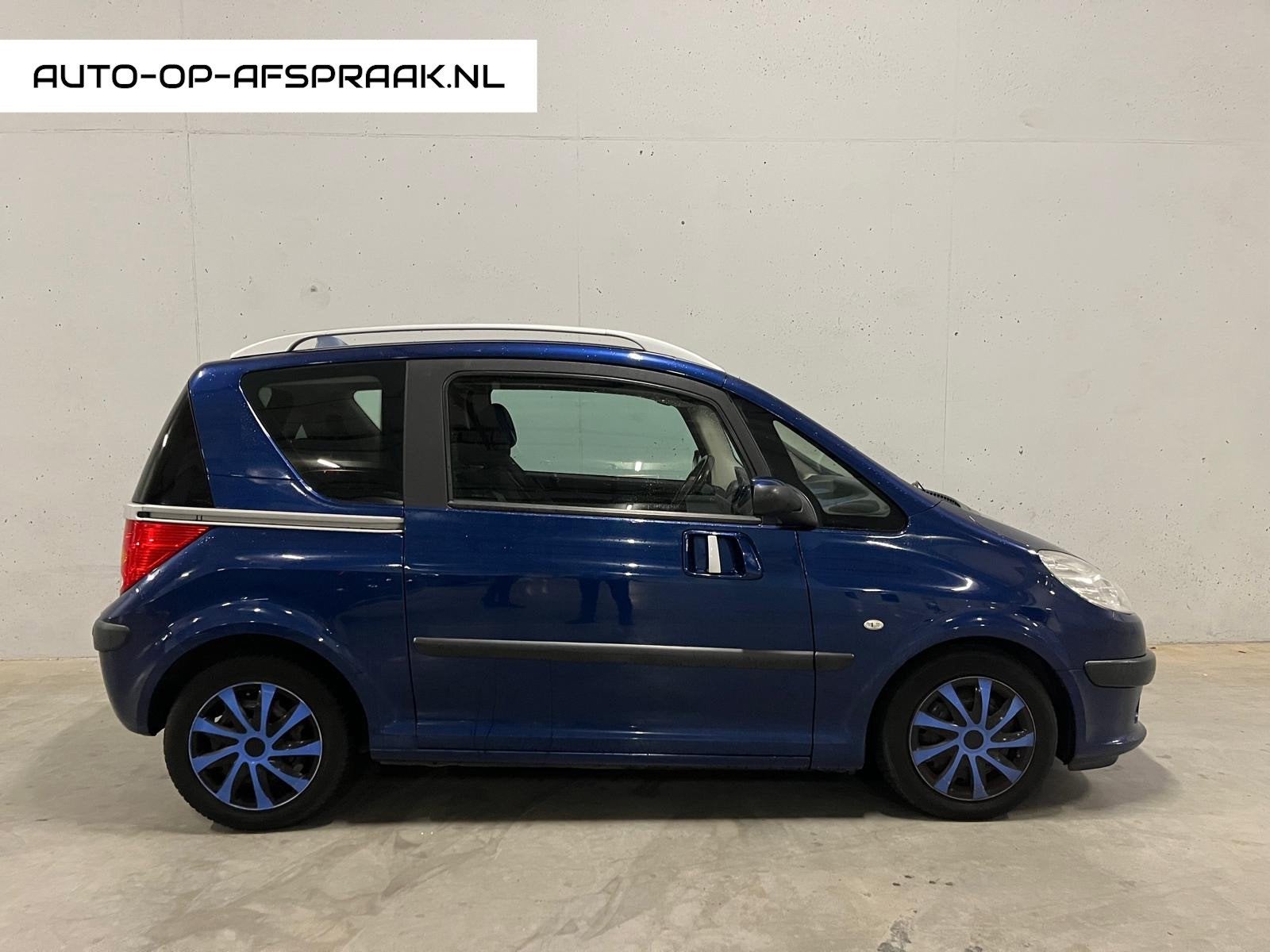 Peugeot 1007 1.4-16V Gentry Clima Cruise C. APK NAP, Auto's, Voorwielaandrijving, Dealer onderhouden, Stof, 4 cilinders