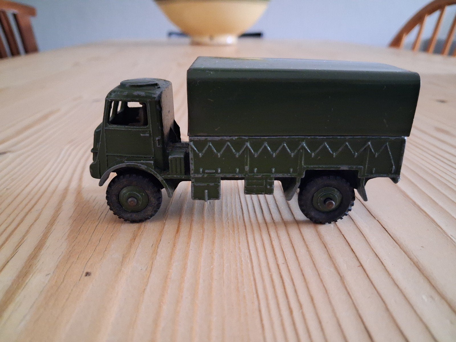 Dinky Toys Army Wagon, Hobby en Vrije tijd, Ophalen of Verzenden, Gebruikt, Auto, Dinky Toys