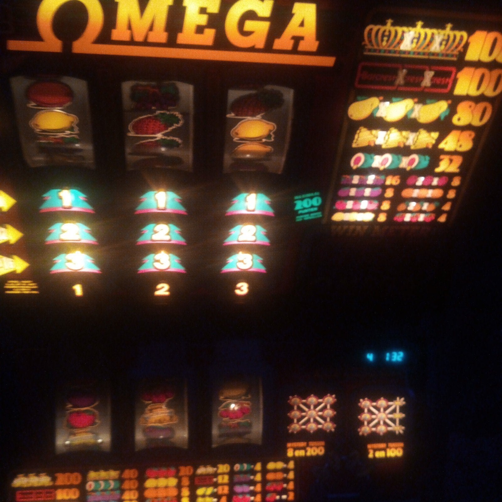 Omega gokkast - Klassieke fruitautomaat, Verzamelen, Automaten | Gokkasten en Fruitautomaten, Euro, Ophalen, Gebruikt