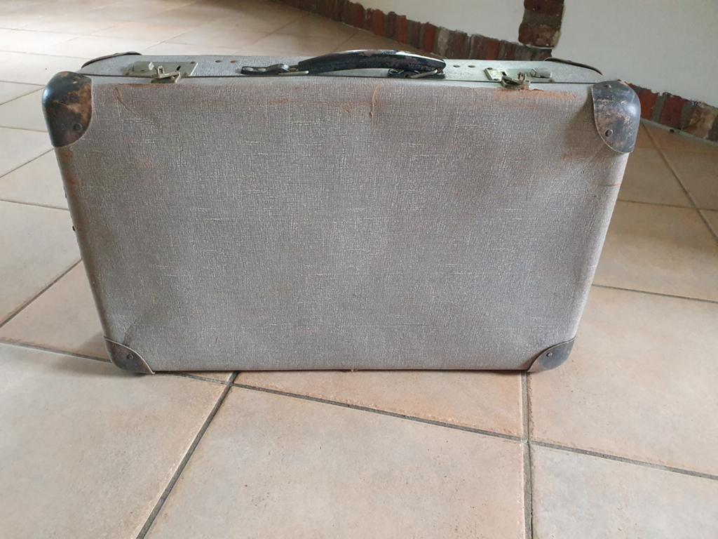 Vintage koffer - Decoratieve oude reiskoffer, Sieraden, Tassen en Uiterlijk, Koffers, Gebruikt, Overige materialen, 50 tot 60 cm