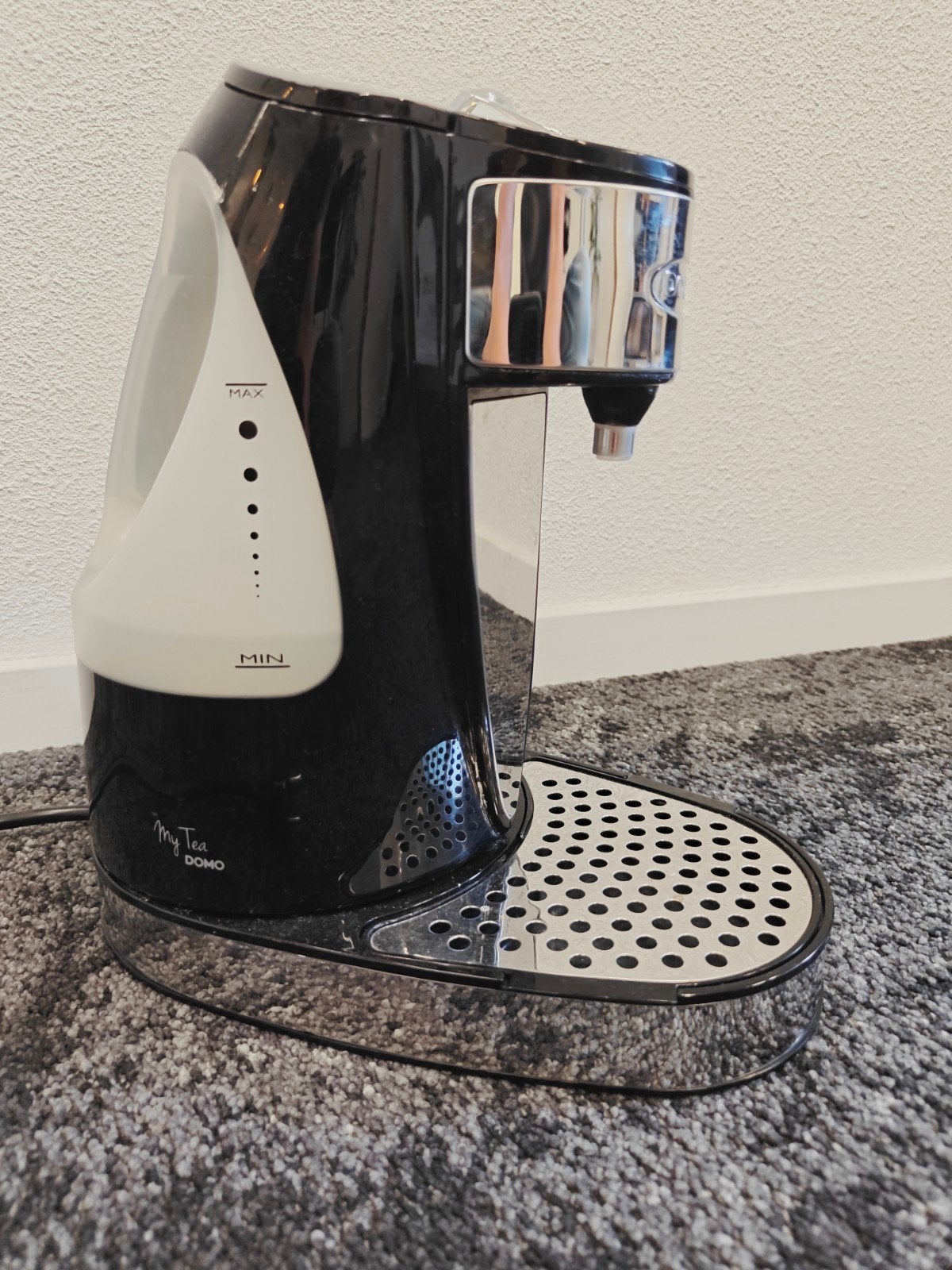 Domo My Tea waterkoker - Instant warm water, 1 tot 2 liter, Ophalen of Verzenden, Zo goed als nieuw