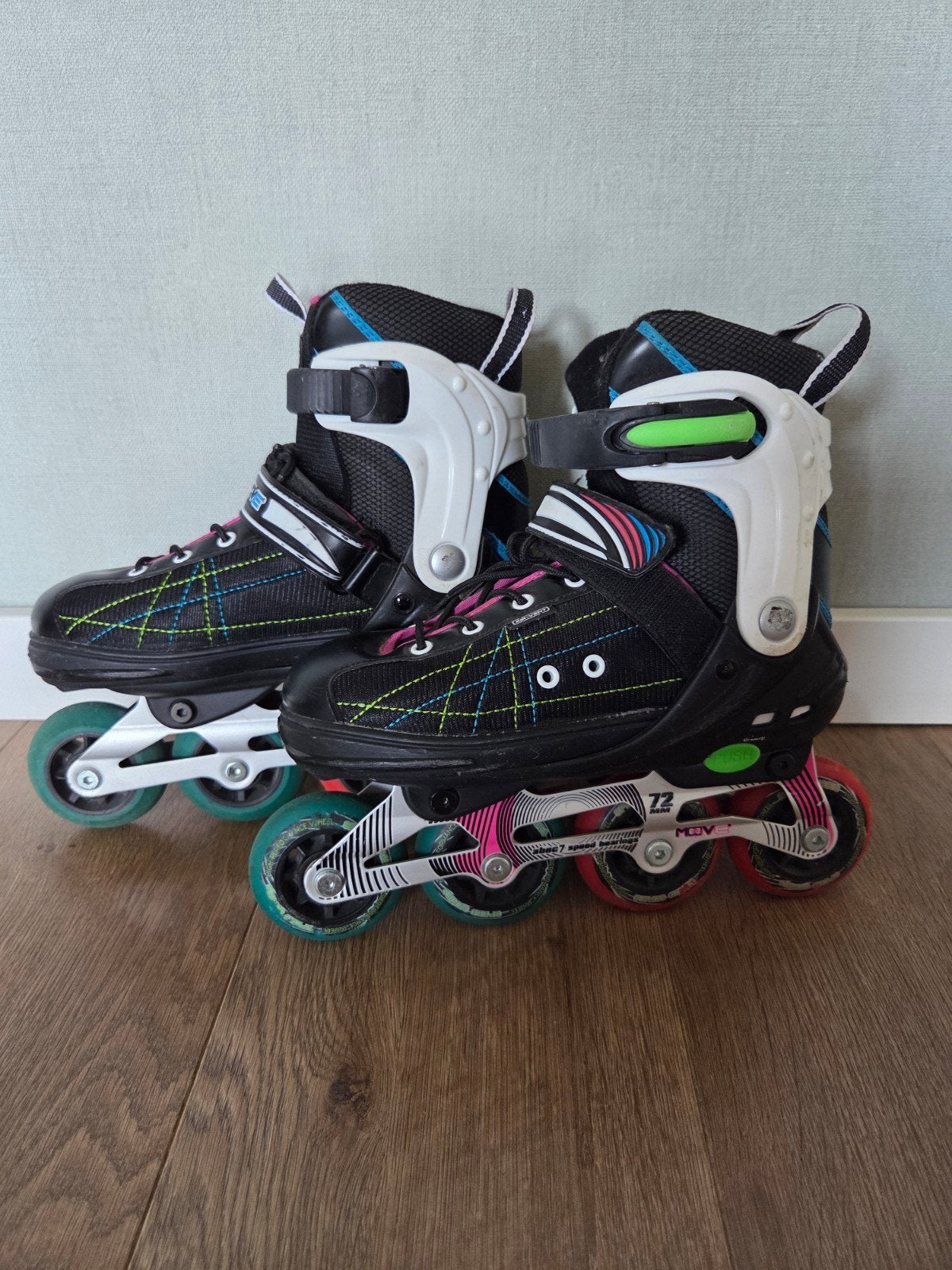 Move abec 7 - Verstelbare Inline Skates - Maat 32-35, Overige merken, Verstelbaar, Kinderen, Ophalen of Verzenden