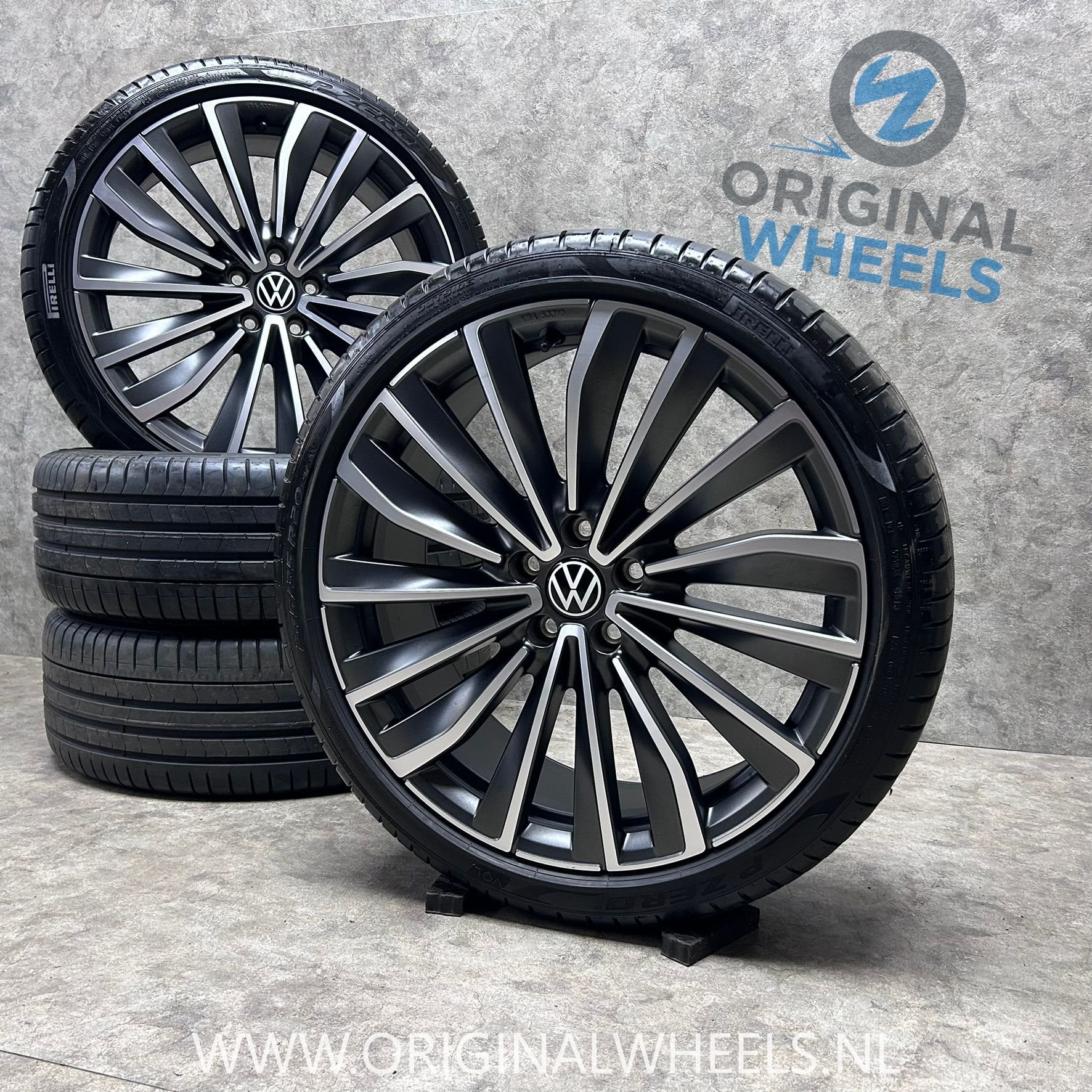 20 inch originele velgen + zomerbanden Volkswagen Passat, -, -, Banden en Velgen, Ophalen of Verzenden