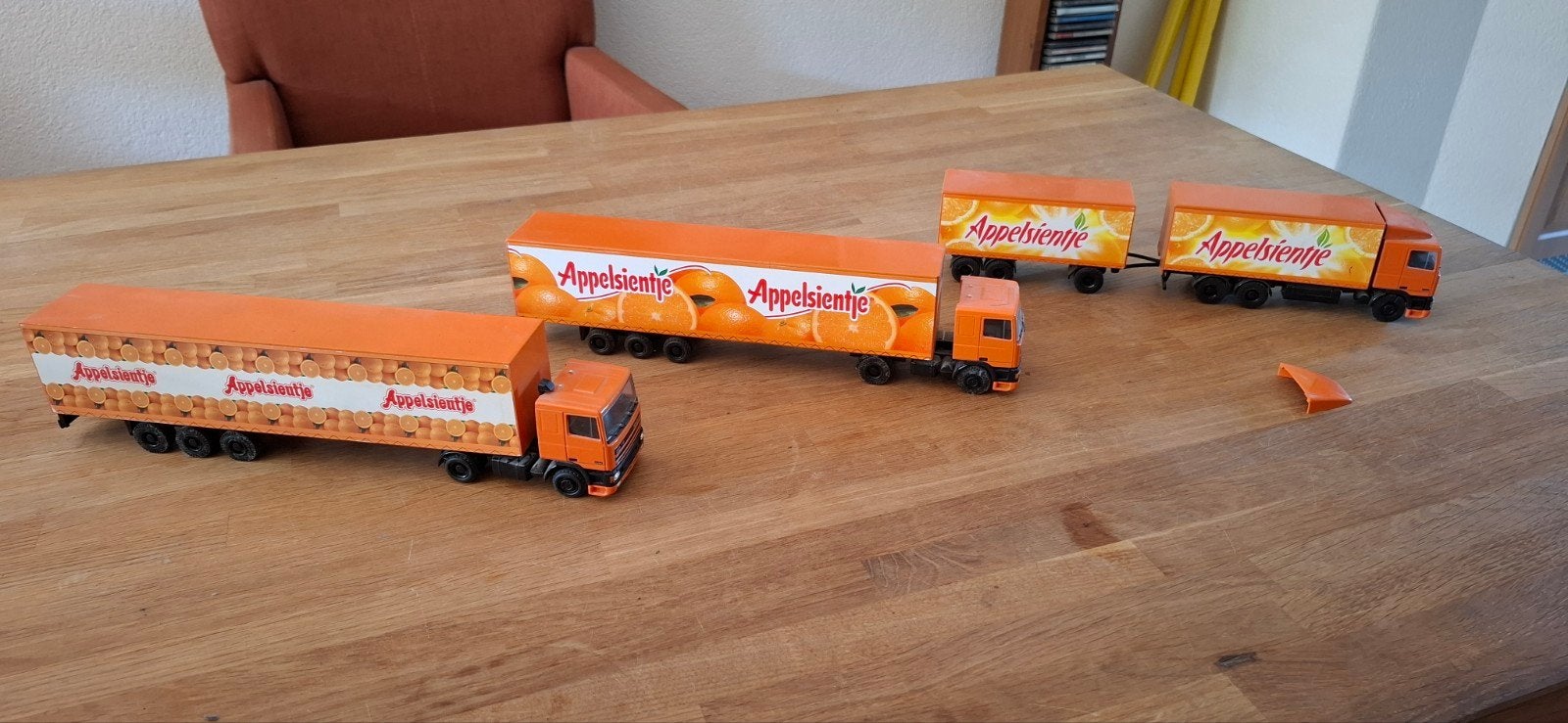 3x Appelsientje DAF Lion Car vrachtwagens, Hobby en Vrije tijd, Ophalen