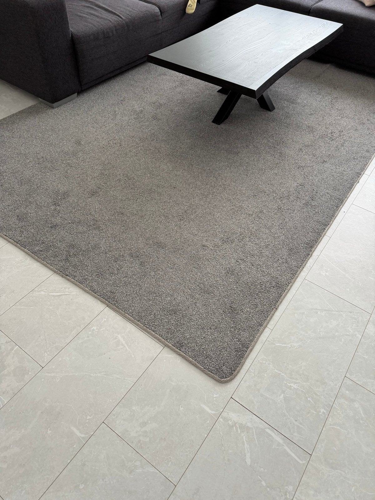 Modern grijs vloerkleed - Zo goed als nieuw, Huis en Inrichting, 150 tot 200 cm, 200 cm of meer, Ophalen of Verzenden, Zo goed als nieuw