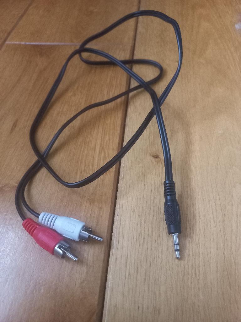 Tulp naar minijack kabel - nieuw, Ophalen of Verzenden, Nieuw, Minder dan 2 meter, Luidsprekerkabel