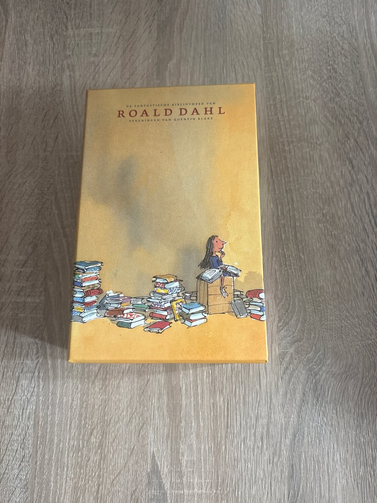 Roald Dahl boekenbox - 4 klassiekers, Ophalen of Verzenden, Zo goed als nieuw, Fictie algemeen