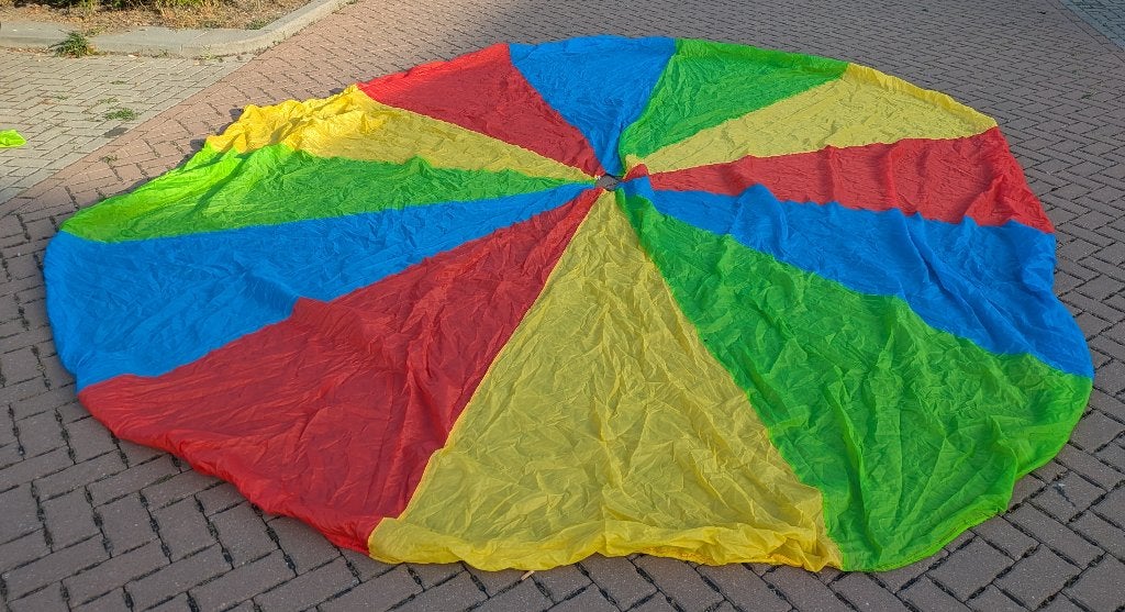 Speelparachute, Ophalen, Gebruikt