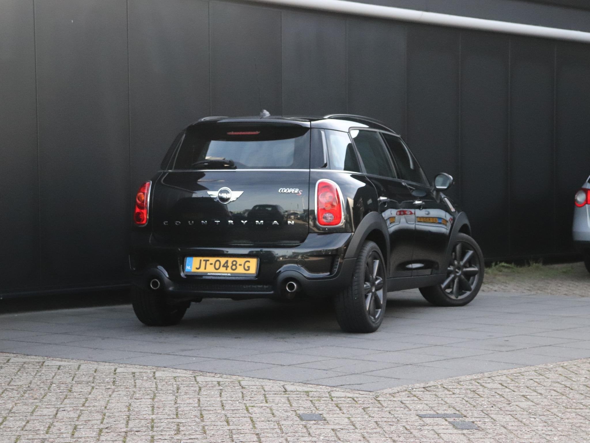 MINI Countryman 1.6 Cooper S Chili | LEDER | PANO-DAK | H&K, Voorwielaandrijving, Euro 5, Gebruikt, 750 kg