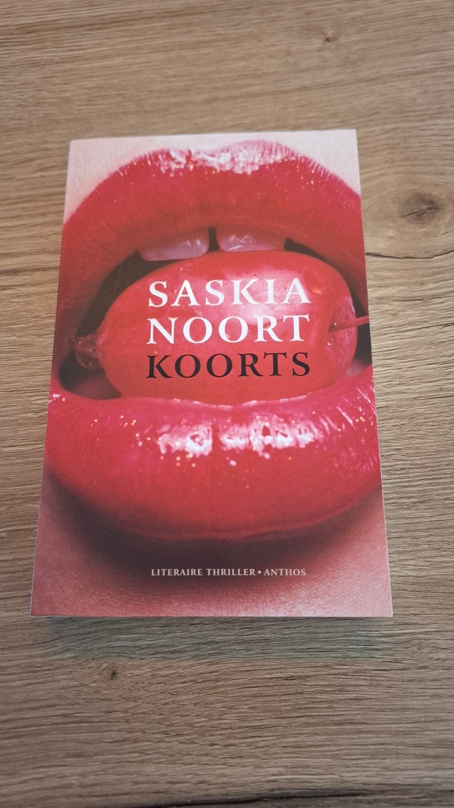 Saskia Noort - Koorts (Literaire thriller), Ophalen of Verzenden, Gelezen, Saskia Noort, Nederland