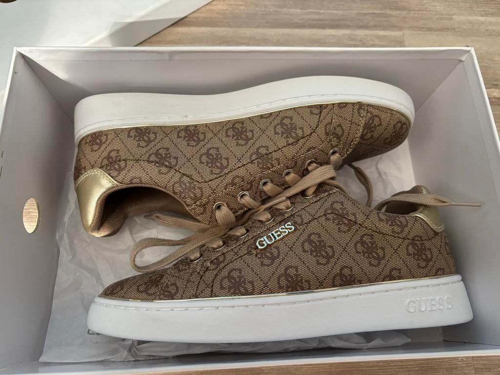 Guess sneakers met logo print, Ophalen, Bruin, Nieuw, Sneakers of Gympen