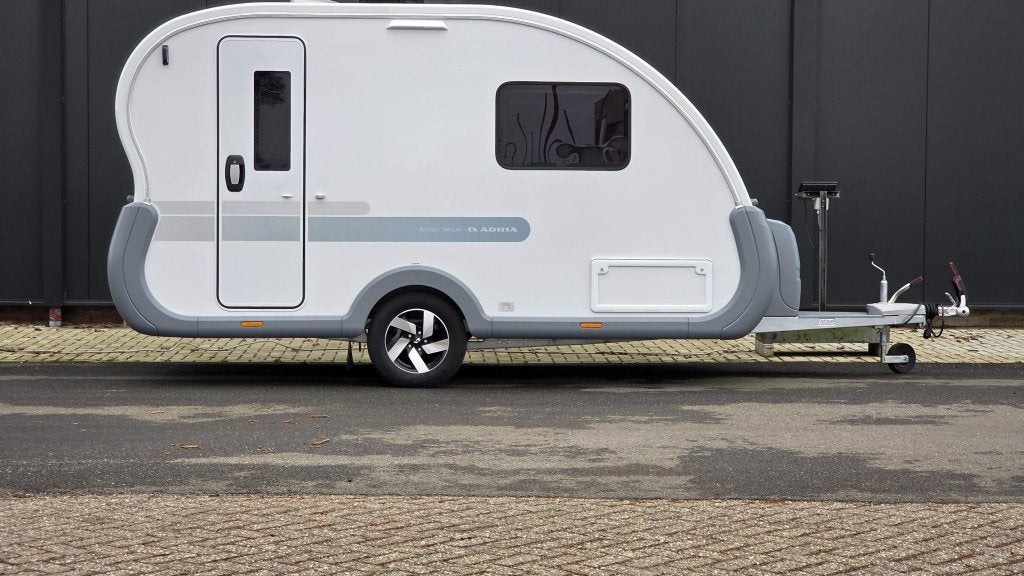 Adria Action 391 LH, Caravans en Kamperen, Standaardzit, Tot en met 2, Bedrijf, Adria