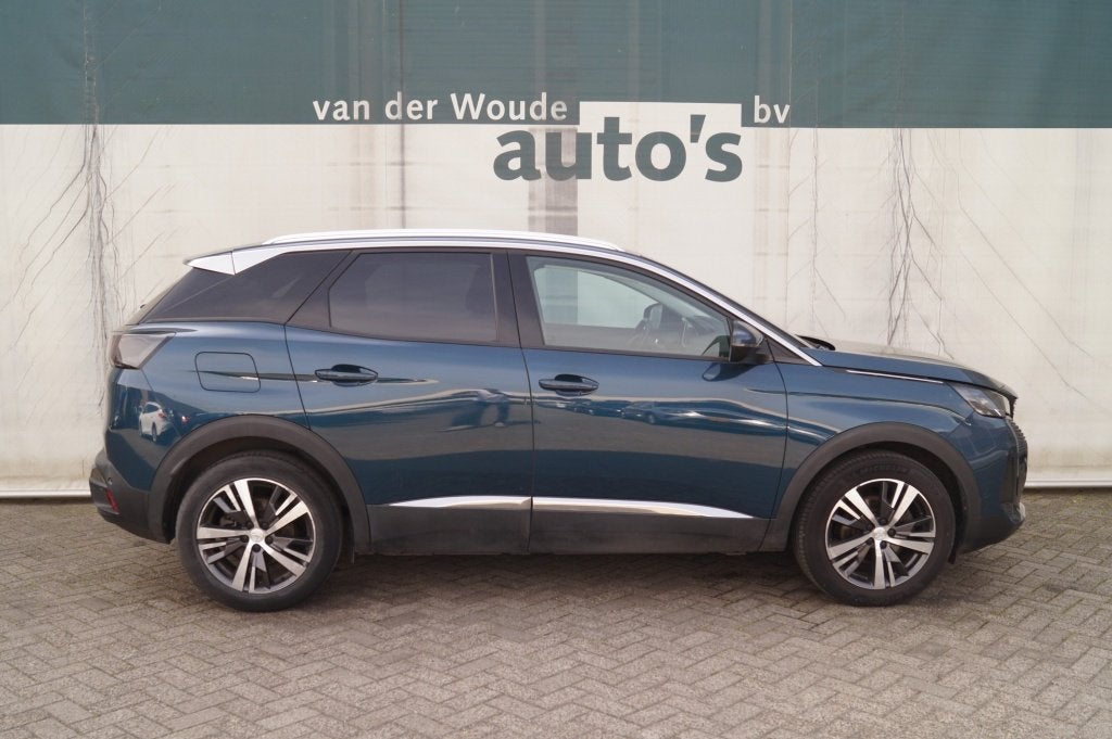 Peugeot 3008 1.2 PureTech 130pk Allure -NAVI-ECC-PDC-CRUISE-, Auto's, Voorwielaandrijving, Dealer onderhouden, Gebruikt, 1199 cc