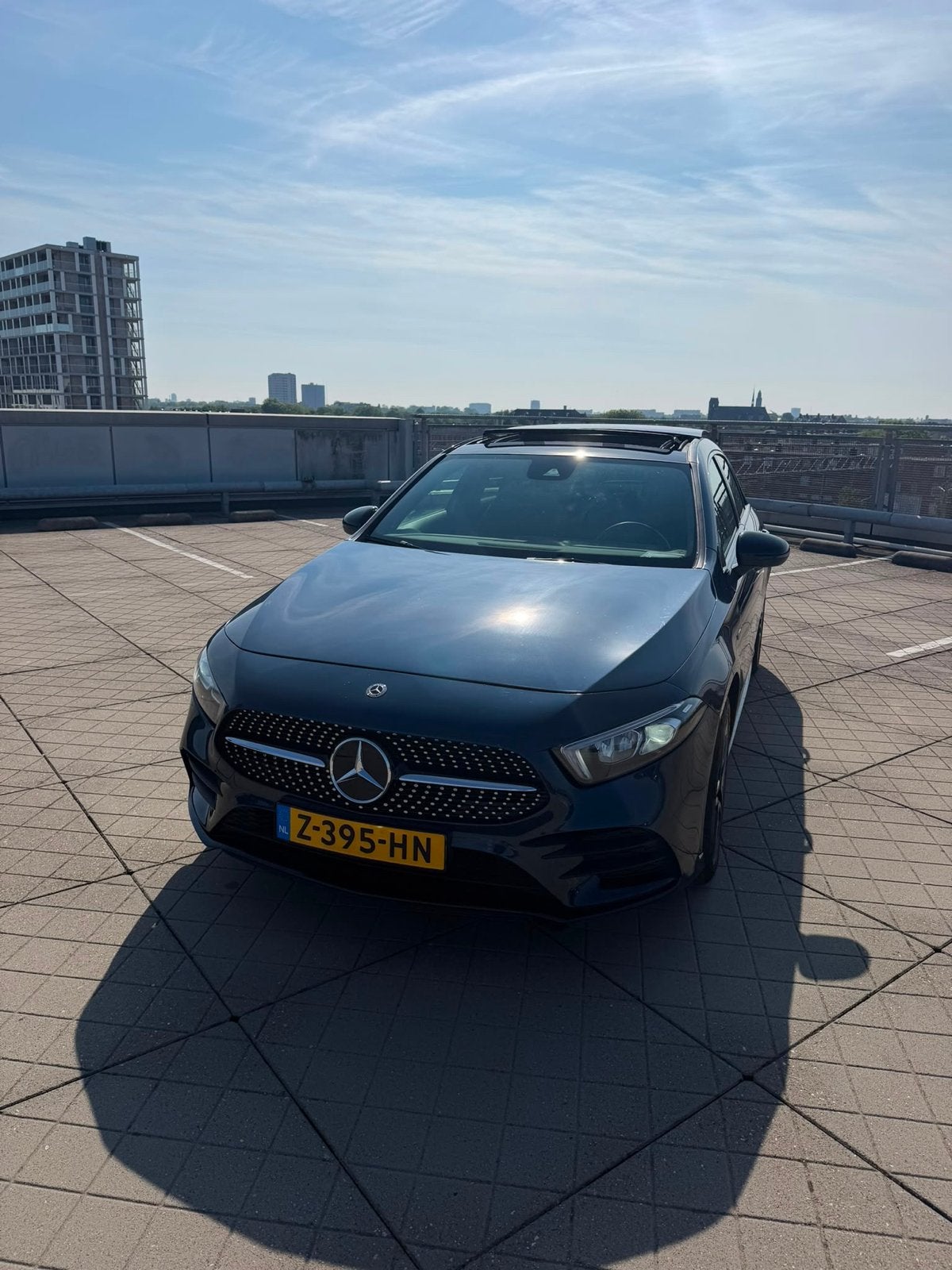 Mercedes-Benz A-Klasse A 250 e 218pk 8G-DCT 2020 Blauw, Zwart, Plug-in hybride, 1600 kg, 93 €/maand
